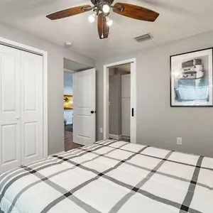  Apartment Grand Oaks Terminal In The Heights